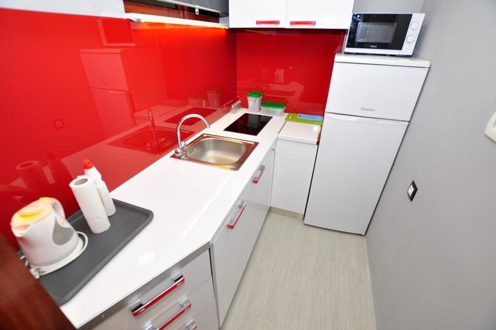 Apartments Gabi 오미스 외부 사진
