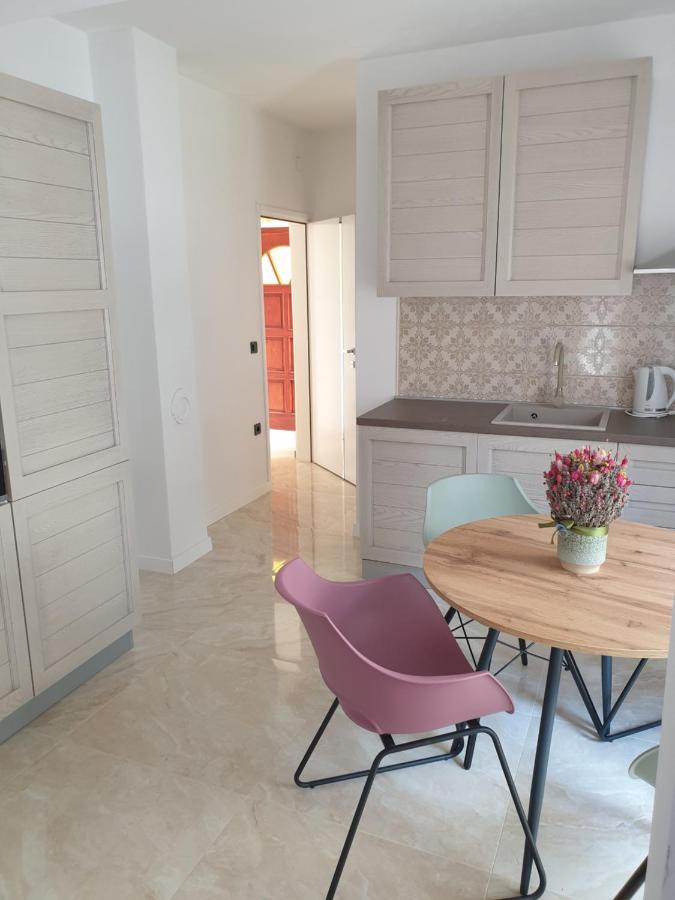 Apartments Gabi 오미스 외부 사진